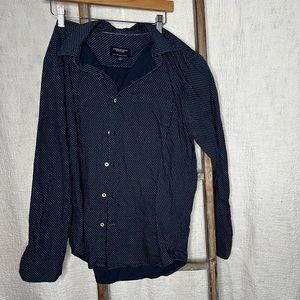 ANERICAN EAGLE MENS BUTTON UP